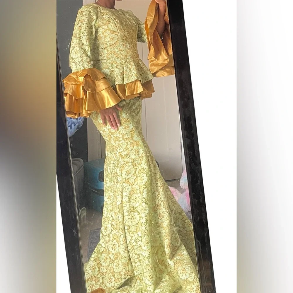 Nigerian lace Aso Ebi two-piece set peplum top with dramatic ruffled sleeves - Picture 4 of 6